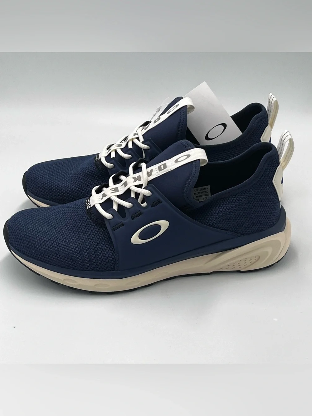 Oakley Dry OS Sneakers Running Casual Performance Men’s Size 7 Team Navy